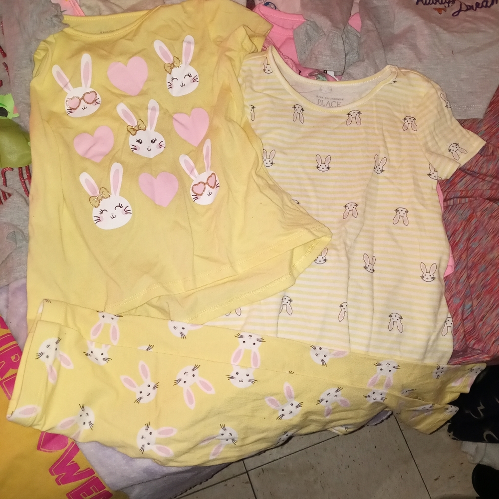 Clothes - Picture 11 of 13